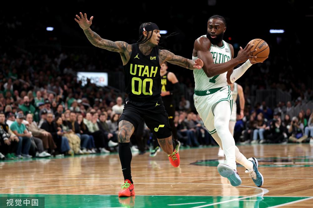 年德容与曼 年德容与曼